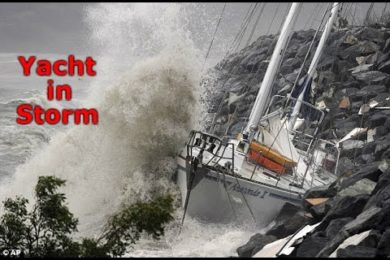 Jacht podczas sztormu | Ujeżdżając dzikie Fale