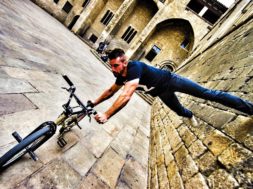 Bike Parkour 2.0 – Ulicami Barcelony !