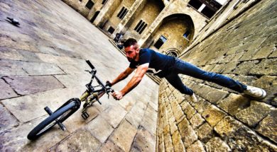 Bike Parkour 2.0 – Ulicami Barcelony !