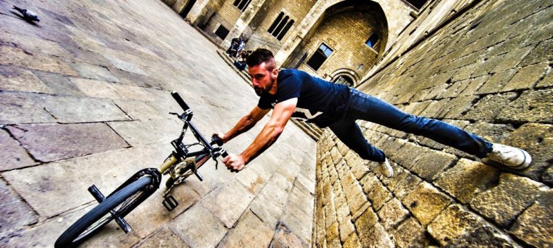 Bike Parkour 2.0 – Ulicami Barcelony !