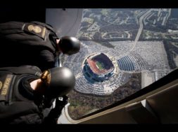 WOW! Navy SEALS’ – niesamowity skok na Stadion