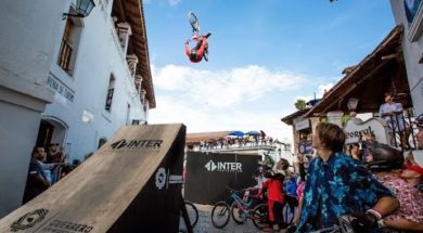 Monster Energy: Down Hill Taxco 2016