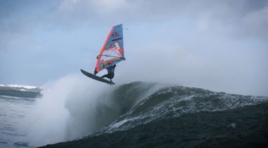 Red Bull Storm Chase – łapiąc wielkie fale